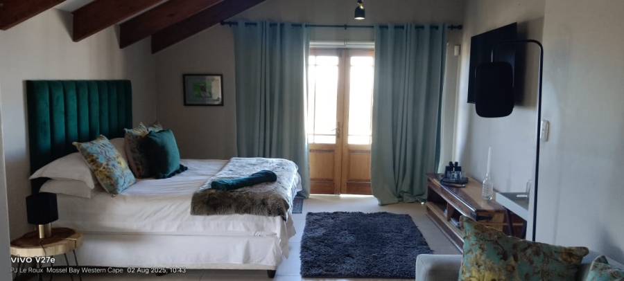 7 Bedroom Property for Sale in Dana Bay Western Cape